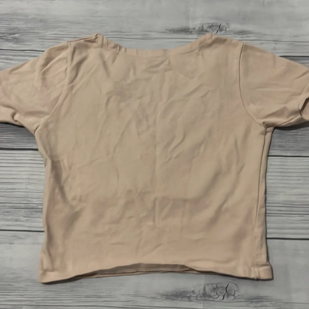John Galt light pink baby tee - Picture 3 of 3